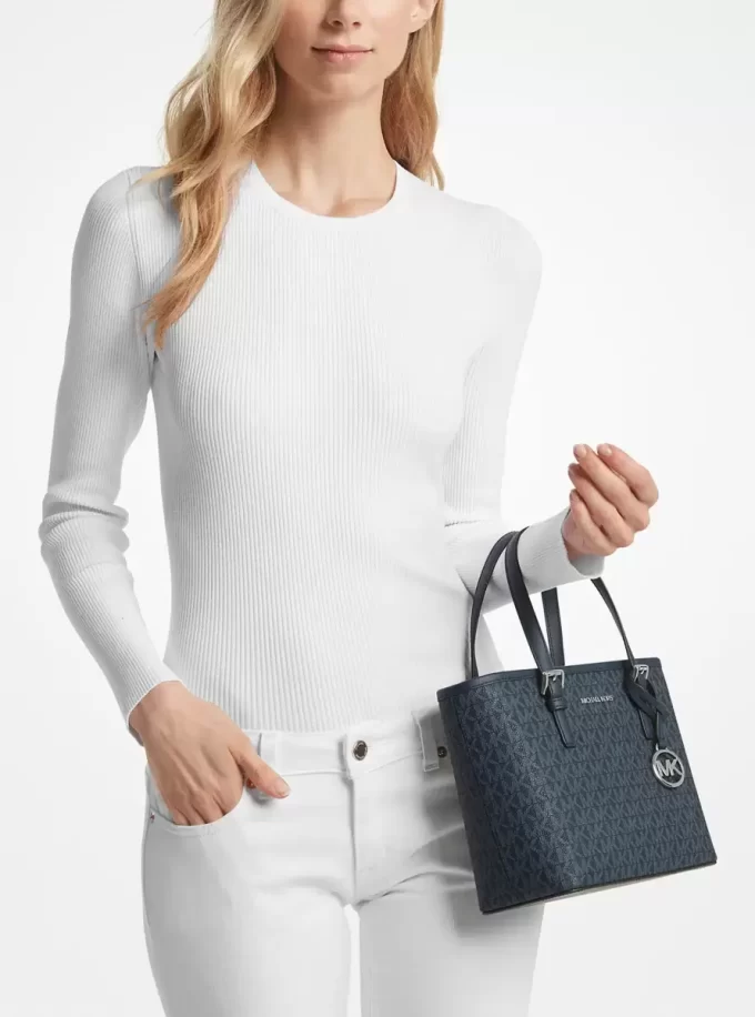 Bolso tote Jet Set Travel extra pequeño con cremallera superior y logotipo Bolso tote Jet Set Travel extra pequeño con cremallera superior y logotipo