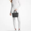 Bolso tote Jet Set Travel extra pequeño con cremallera superior y logotipo Bolso tote Jet Set Travel extra pequeño con cremallera superior y logotipo