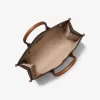 Bolso tote Mirella mediano con logo distintivo Bolso tote Mirella mediano con logo distintivo