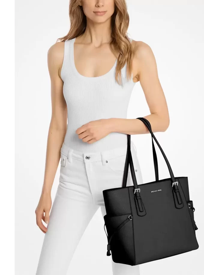 Bolso tote Voyager grande de piel saffiano Bolso tote Voyager grande de piel saffiano