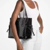 Bolso tote Voyager Large con logotipo de patente grabado Bolso tote Voyager Large con logotipo de patente grabado