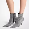 Bota adornada Selina
