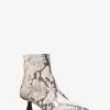 Bota con relieve de serpiente Amali Bota con relieve de serpiente Amali