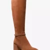 Bota de ante con tacón de bloque ancho Ella Bota de ante con tacón de bloque ancho Ella