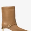 Bota de cuero con hebilla Kasia Bota de cuero con hebilla Kasia