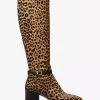 Bota Ella de tacón cuadrado con estampado de leopardo y pelo de becerro Bota Ella de tacón cuadrado con estampado de leopardo y pelo de becerro