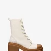 Bota Hanley de cuero y ribete con el logotipo de la firma Bota Hanley de cuero y ribete con el logotipo de la firma