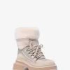 Bota Shiloh adornada con técnica mixta