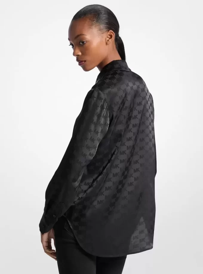 Camisa de satén con jacquard del logo