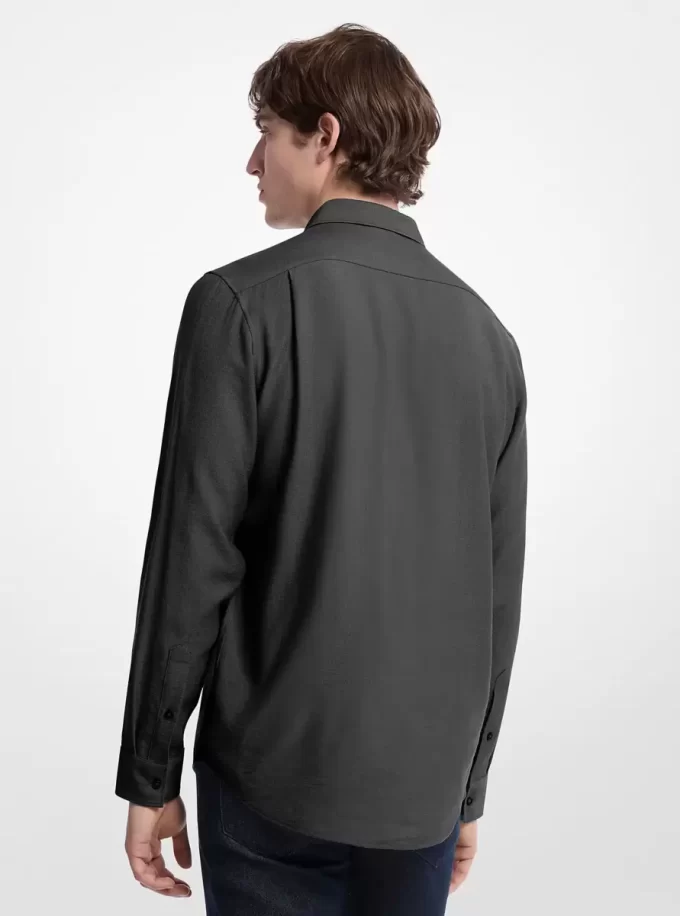 Camisa tejida de corte clásico