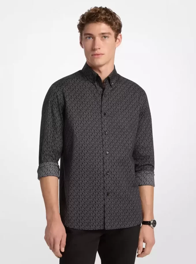 Camiseta de algodón elástico con logo distintivo Camiseta de algodón elástico con logo distintivo