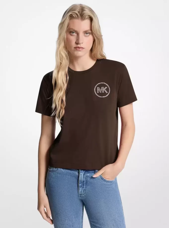 Camiseta de algodón orgánico con logotipo adornado Camiseta de algodón orgánico con logotipo adornado