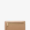 Cartera grande Bryant de piel granulada con cierre a presión Cartera grande Bryant de piel granulada con cierre a presión