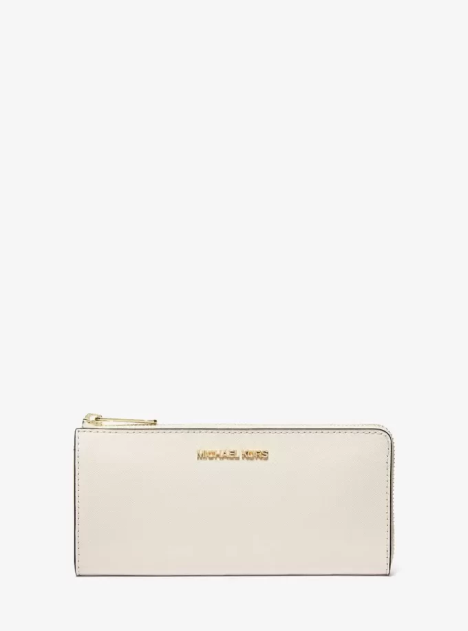 Cartera grande Jet Set Travel de piel saffiano con cremallera de un cuarto Cartera grande Jet Set Travel de piel saffiano con cremallera de un cuarto