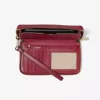 Cartera grande para smartphone con rayas metálicas y el logotipo de la firma Jet Set Cartera grande para smartphone con rayas metálicas y el logotipo de la firma Jet Set