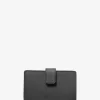 Cartera mediana de piel saffiano Cartera mediana de piel saffiano