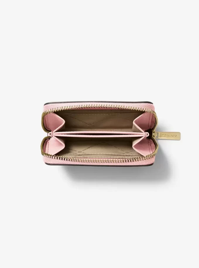 Cartera mediana de piel saffiano para viajes Jet Set Cartera mediana de piel saffiano para viajes Jet Set