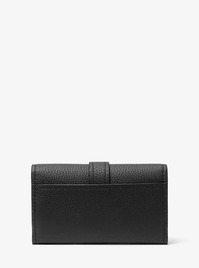 Cartera Nolita mediana de piel granulada con tres pliegues