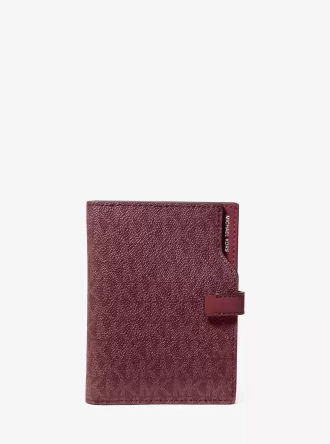 Cartera para pasaporte con el logo de Jet Set Signature