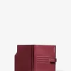 Cartera para pasaporte con el logo de Jet Set Signature