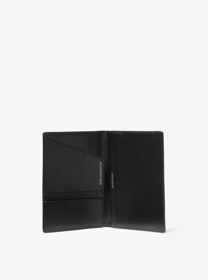 Cartera para pasaporte con logotipo Cartera para pasaporte con logotipo