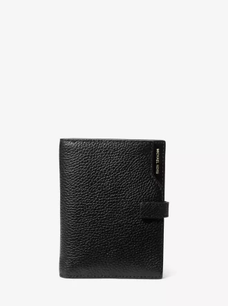 Cartera para pasaporte Jet Set de piel granulada