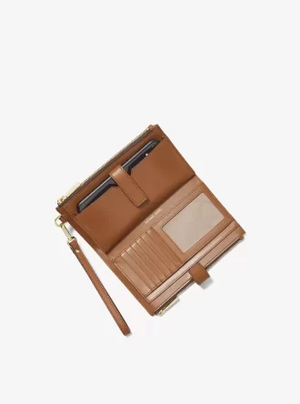 Cartera para smartphone con el logotipo de Adele