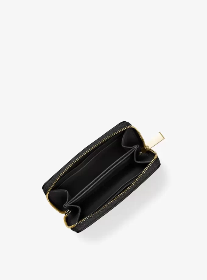 Cartera pequeña de piel granulada