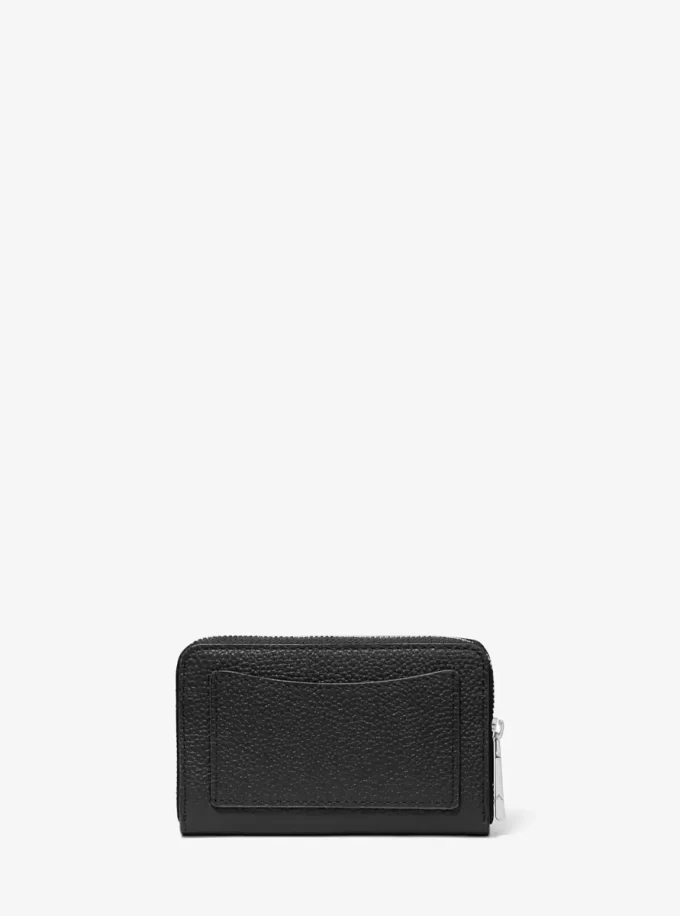 Cartera pequeña de piel granulada