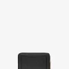 Cartera pequeña de piel granulada