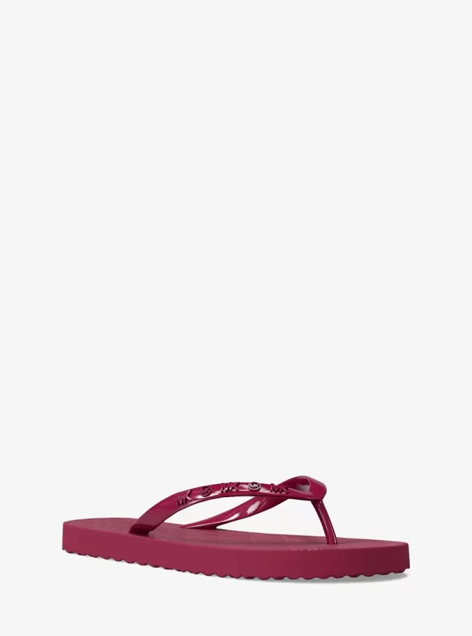 Chanclas con el logotipo de la firma Chanclas con el logotipo de la firma