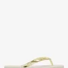 Chanclas con el logotipo de la firma