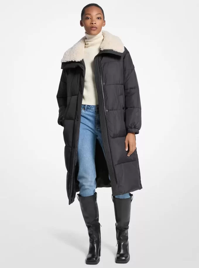 Chaqueta acolchada con ribete de piel sintética