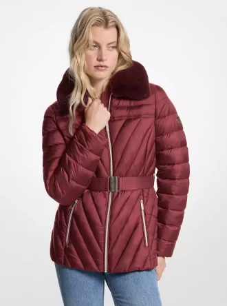 Chaqueta acolchada de nailon plegable con ribete de piel sintética