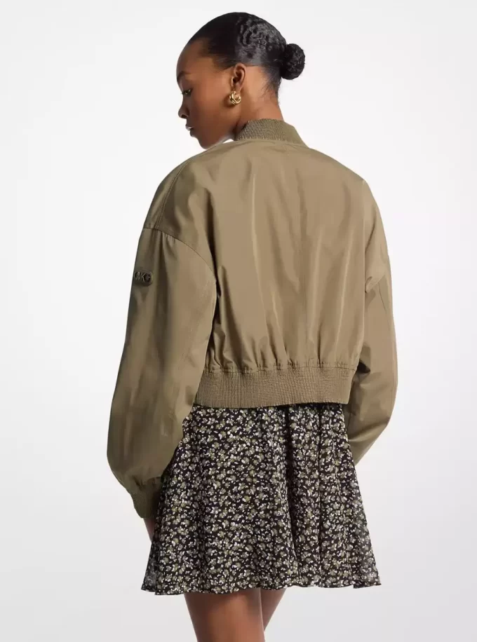 Chaqueta bomber corta Chaqueta bomber corta