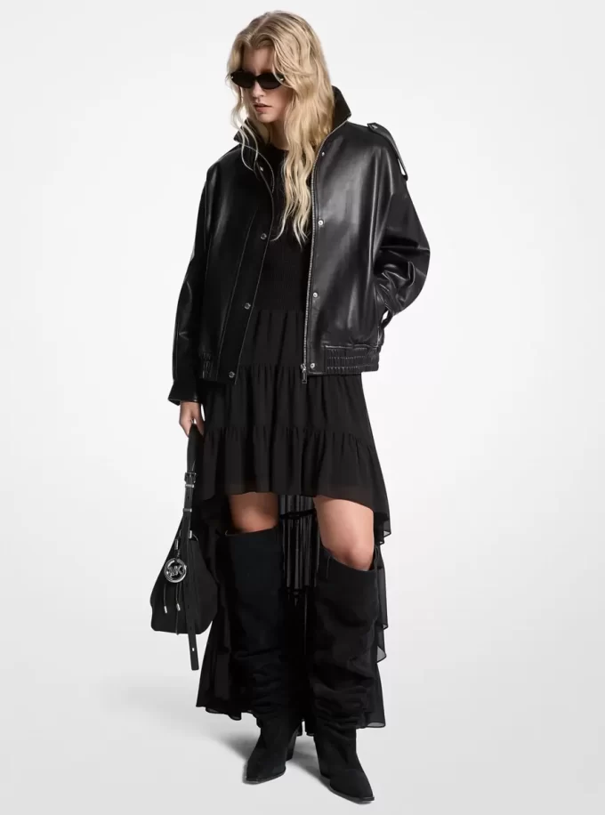 Chaqueta tipo blusón de cuero de gran tamaño