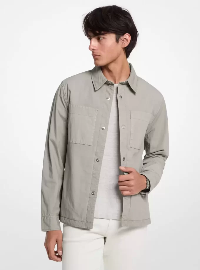Chaqueta tipo camisa de popelina de algodón elástico teñida en prenda Chaqueta tipo camisa de popelina de algodón elástico teñida en prenda
