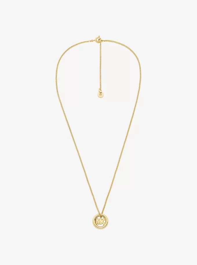 Collar con dije de logo