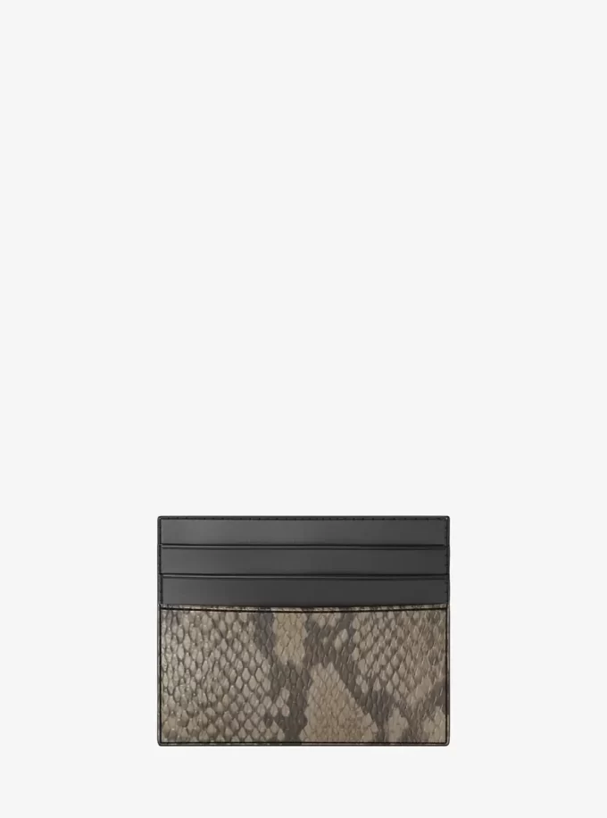 Estuche alto para tarjetas con relieve de serpiente Cyrus Estuche alto para tarjetas con relieve de serpiente Cyrus