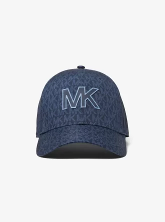Gorra de béisbol con el logo de la firma