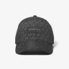 Gorra de béisbol con el logo de la firma Gorra de béisbol con el logo de la firma
