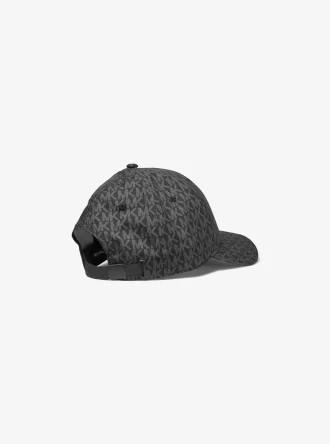 Gorra de béisbol con el logo de la firma Gorra de béisbol con el logo de la firma