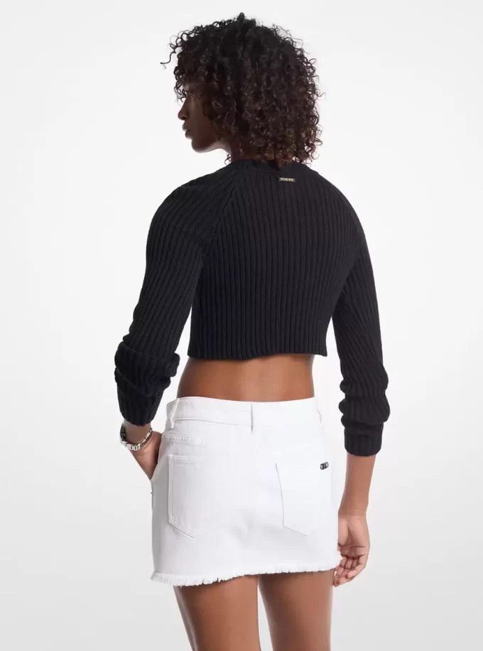 Minifalda vaquera deshilachada Minifalda vaquera deshilachada