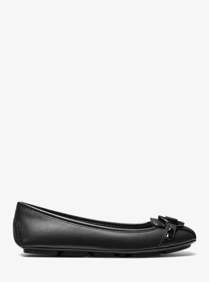 Mocasín con tachuelas Fulton