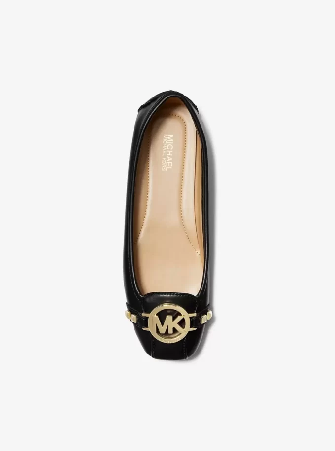 Mocasín con tachuelas Fulton