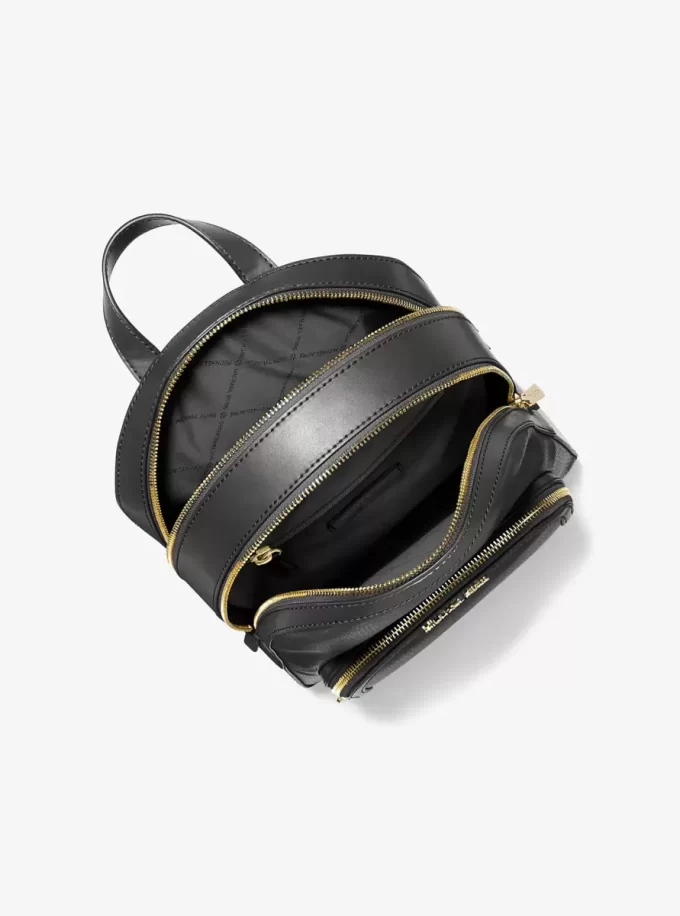 Mochila Jaycee mediana de cuero granulado