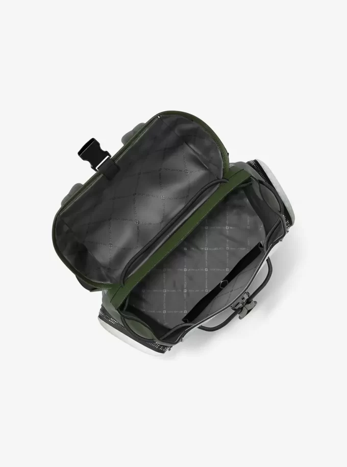 Mochila urbana Cooper mediana con logo degradé Mochila urbana Cooper mediana con logo degradé