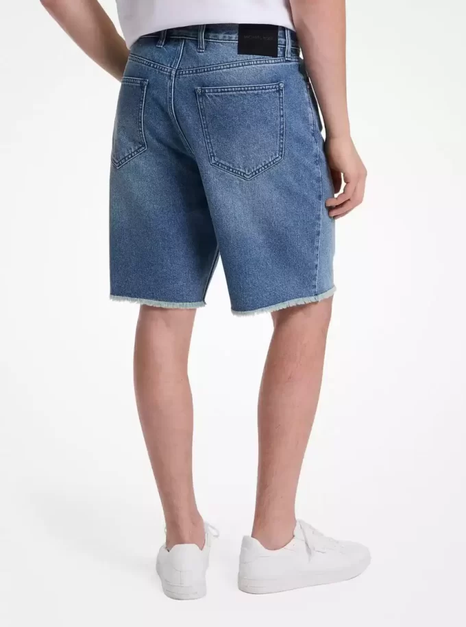 Pantalones cortos de mezclilla deshilachados Pantalones cortos de mezclilla deshilachados