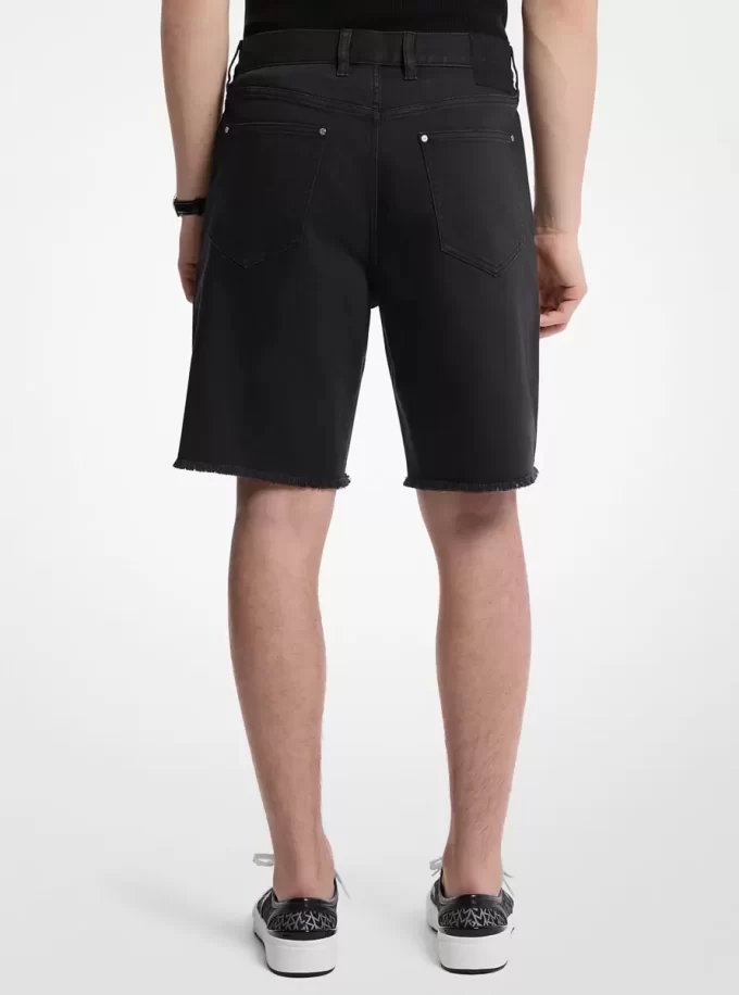 Pantalones cortos de mezclilla deshilachados Pantalones cortos de mezclilla deshilachados