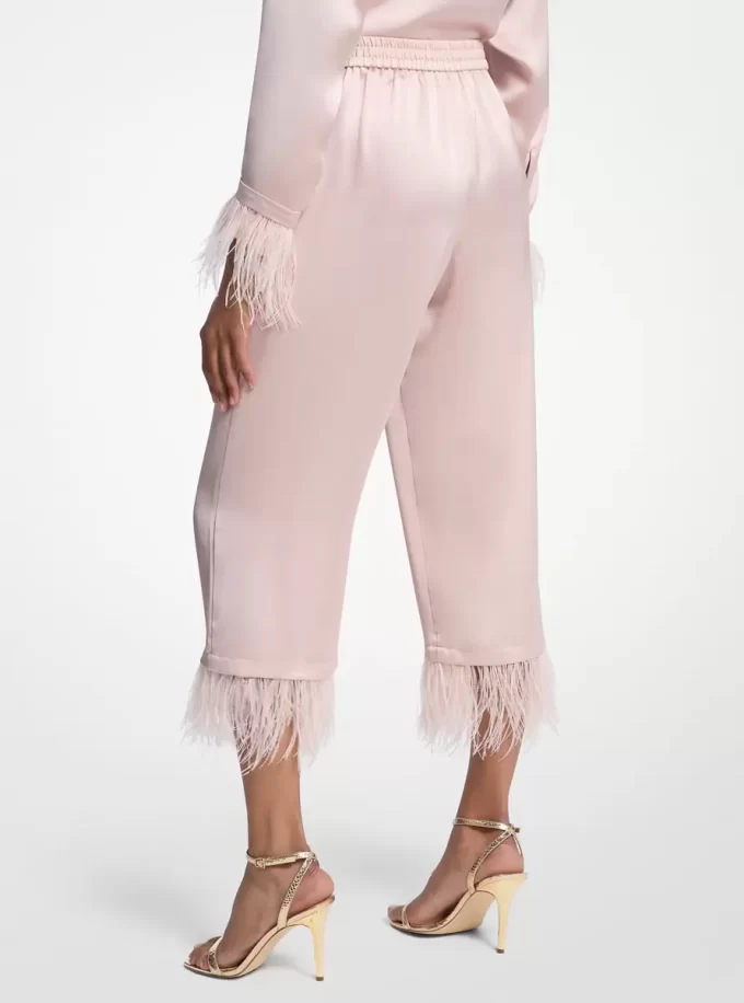 Pantalones de pijama de satén con ribete de plumas Pantalones de pijama de satén con ribete de plumas